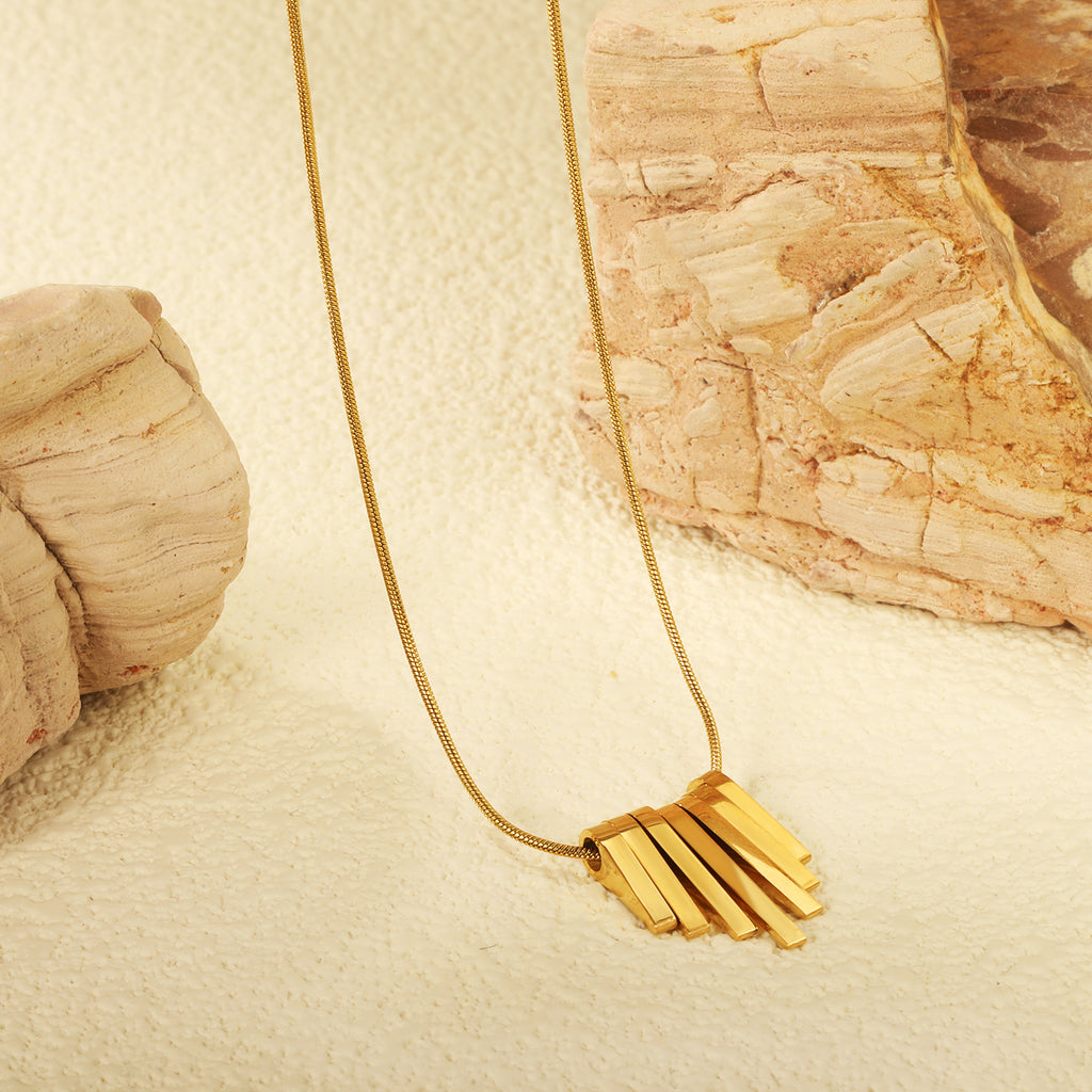 ZANORA - Vertical Bar Necklace