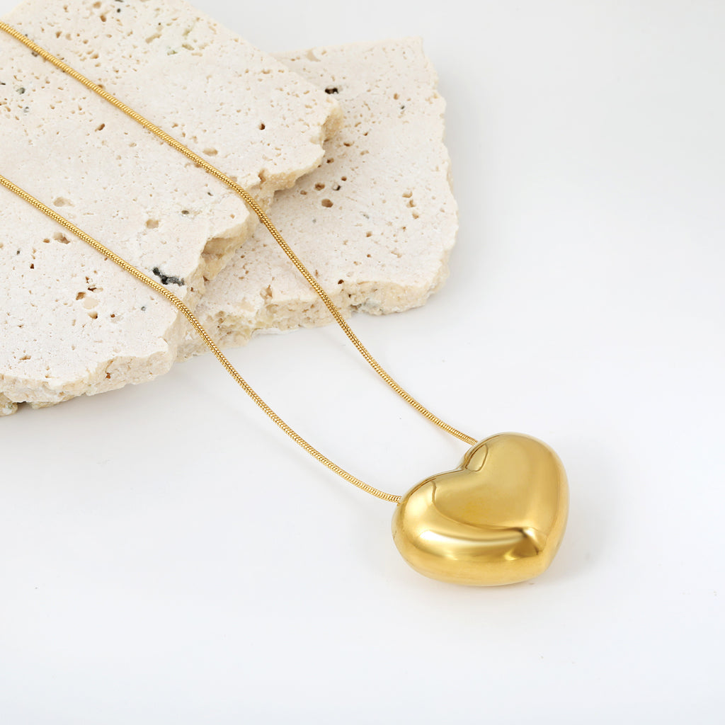 ZANORA - Heart Hollow Pendant Necklace