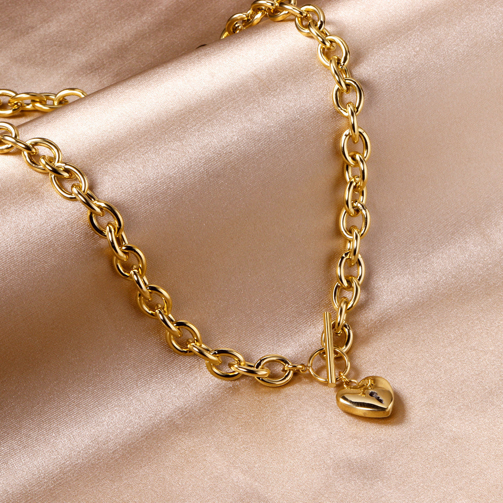 ZANORA - Heart Pendant Necklace