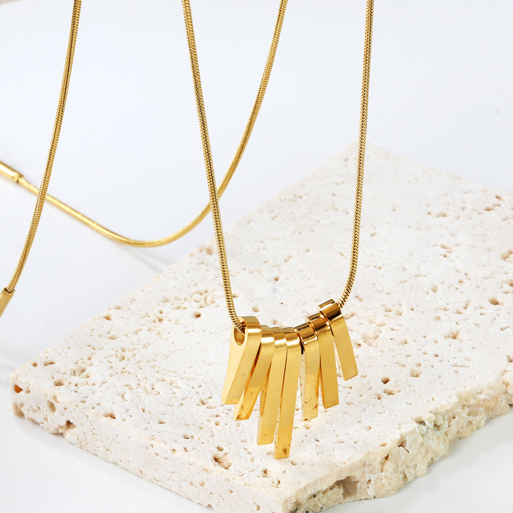 ZANORA - Vertical Bar Necklace