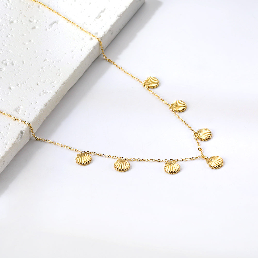 ZANORA Luminous Shell - Shell Necklaces