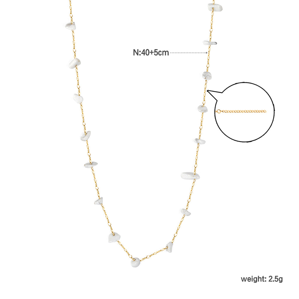 ZANORA  - White Turquoise Necklace