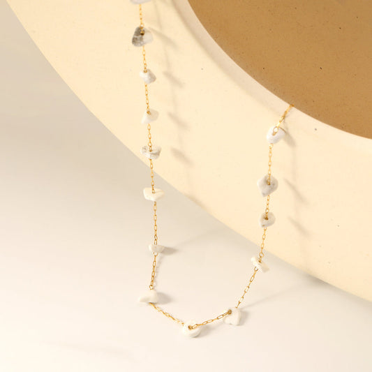 ZANORA  - White Turquoise Necklace