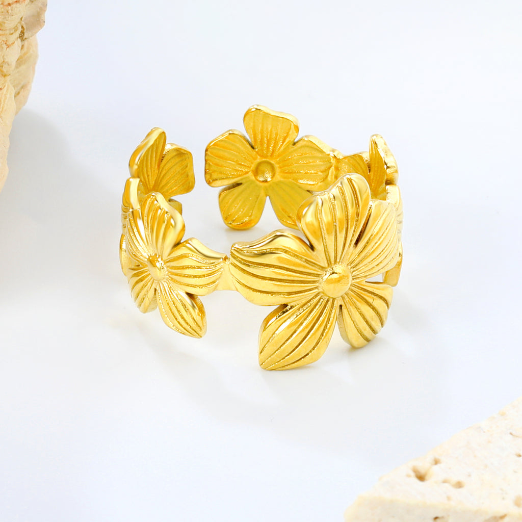 ZANORA Ember Flora - Adjustable Size Embossed Ring