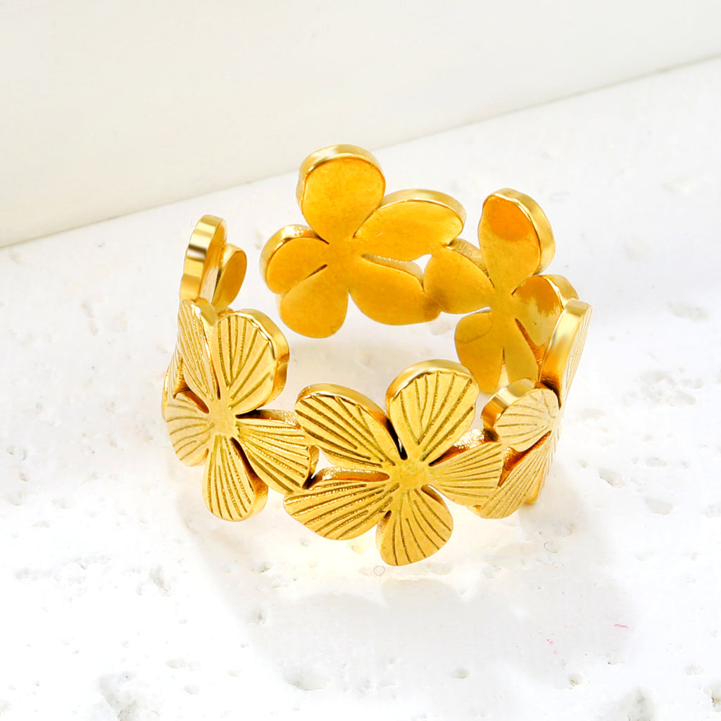 ZANORA Fleuréa - Adjustable Size leaf Flower Cluster Ring