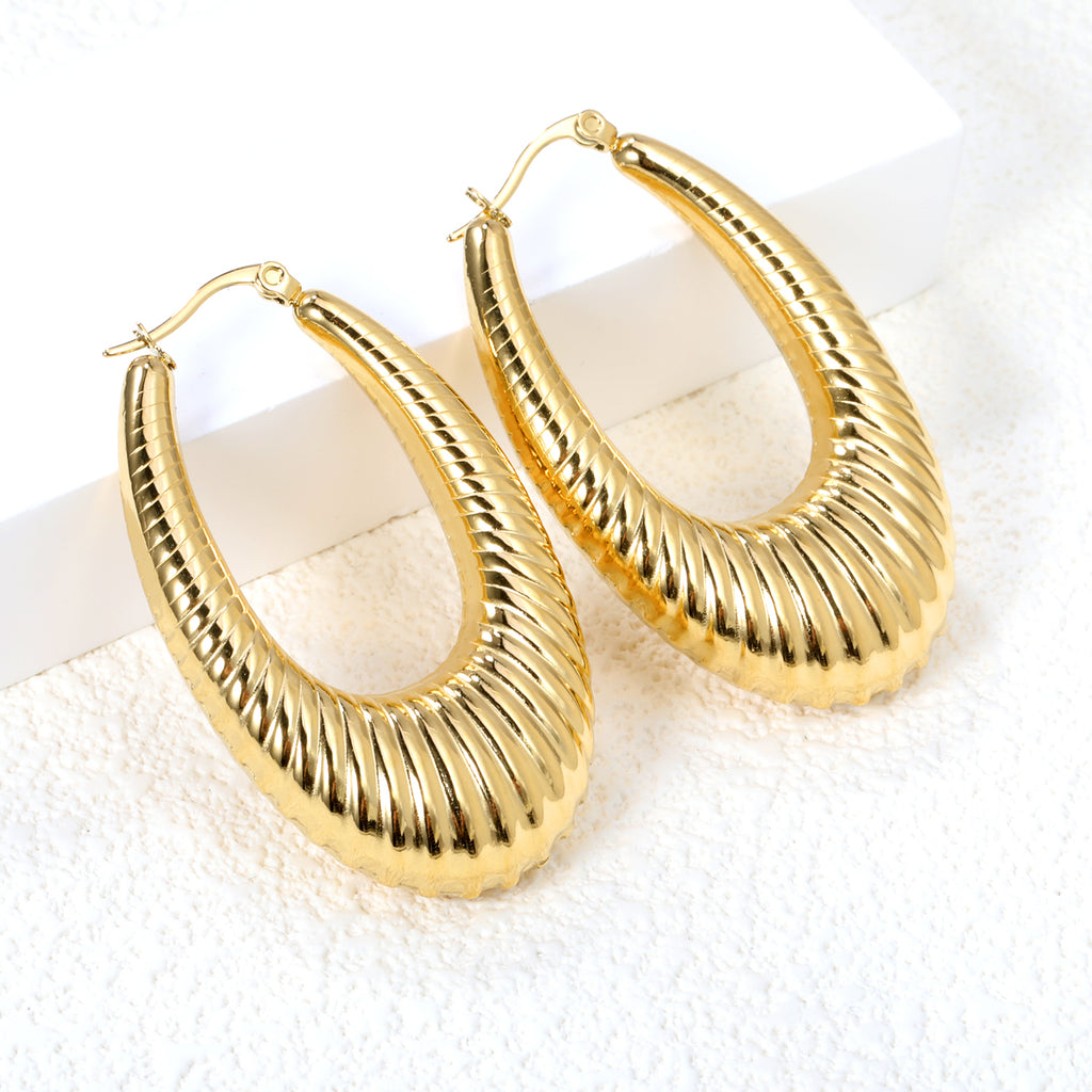 ZANORA  - U-shaped Hollow Earring