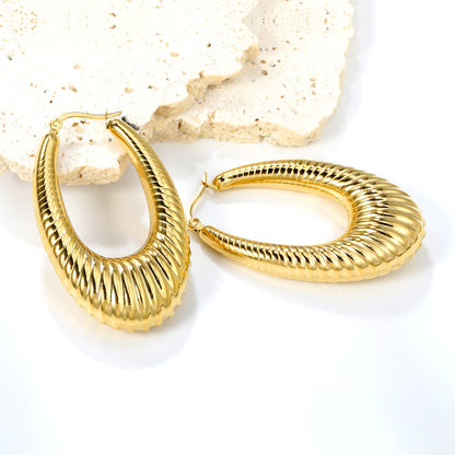 ZANORA  - U-shaped Hollow Earring