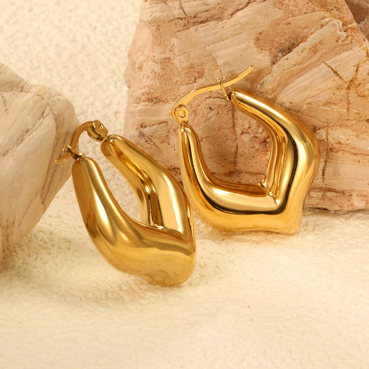 ZANORA  - Hollow U-Shaped Earring
