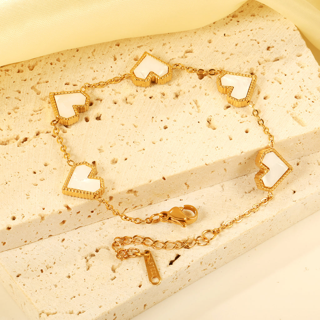 ZANORA - White Heart Bracelet