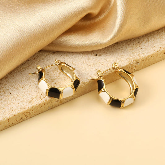 ZANORA  - C-Shaped Bamboo Drip Earring