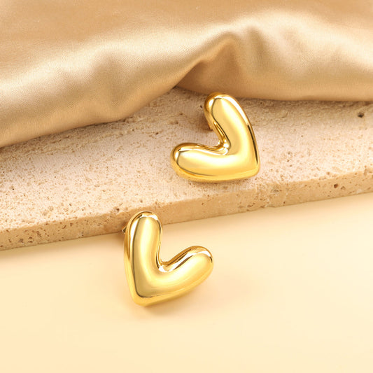 ZANORA  - Heart Shape Earring