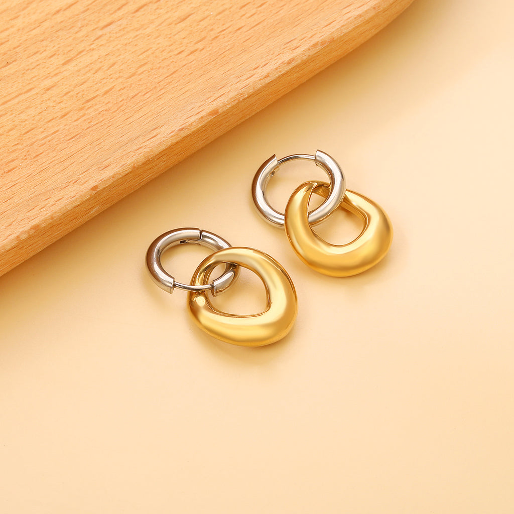 ZANORA  - Circle Shaped Hoop Earring