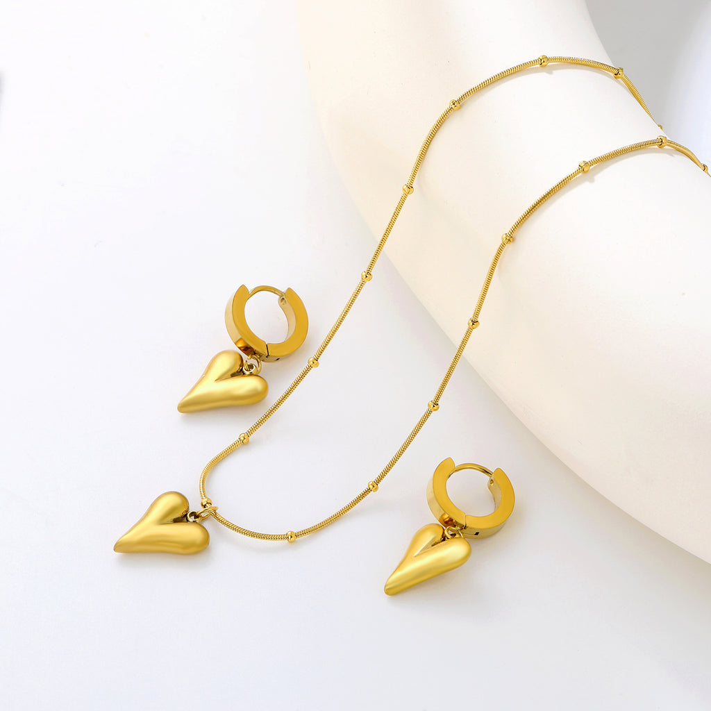 ZANORA Ishq - Pointed Heart Jewelry Set