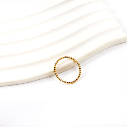 ZANORA Solitaire - Size (6) Spinning Minimalist Solitaire Ring
