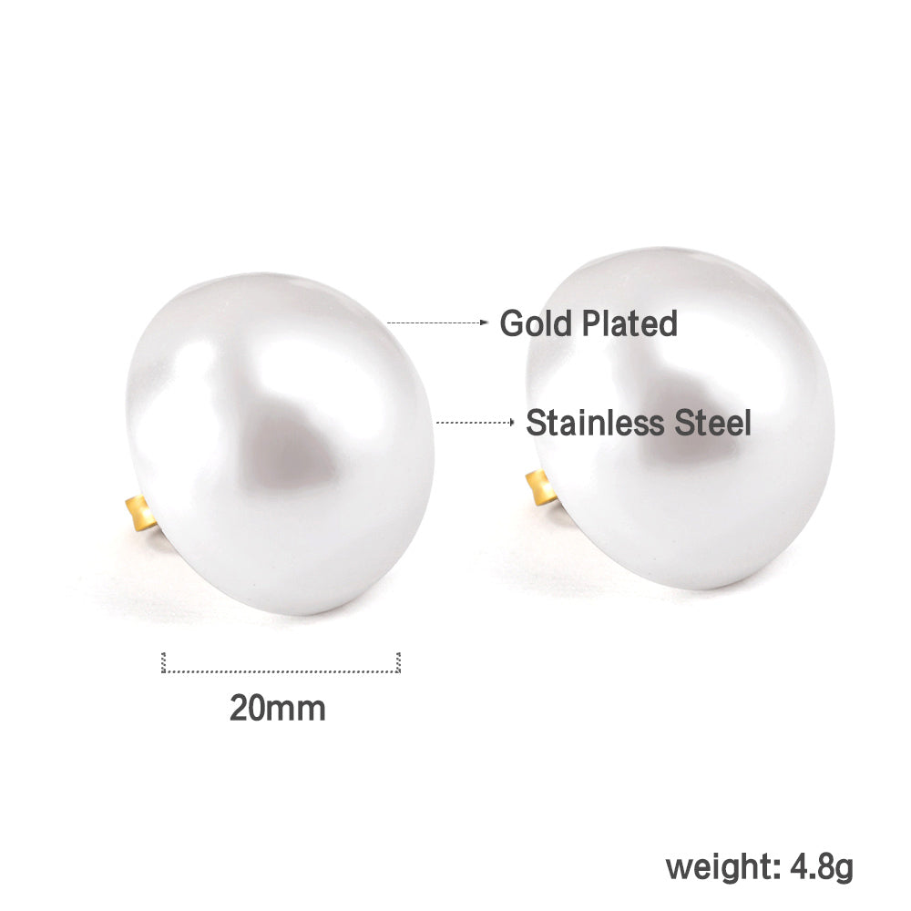 ZANORA  - White Pearl Earring