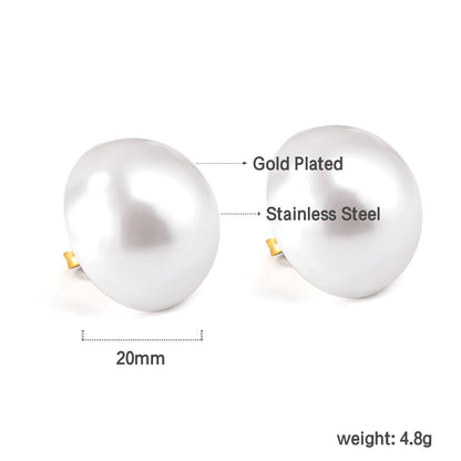 ZANORA  - White Pearl Earring