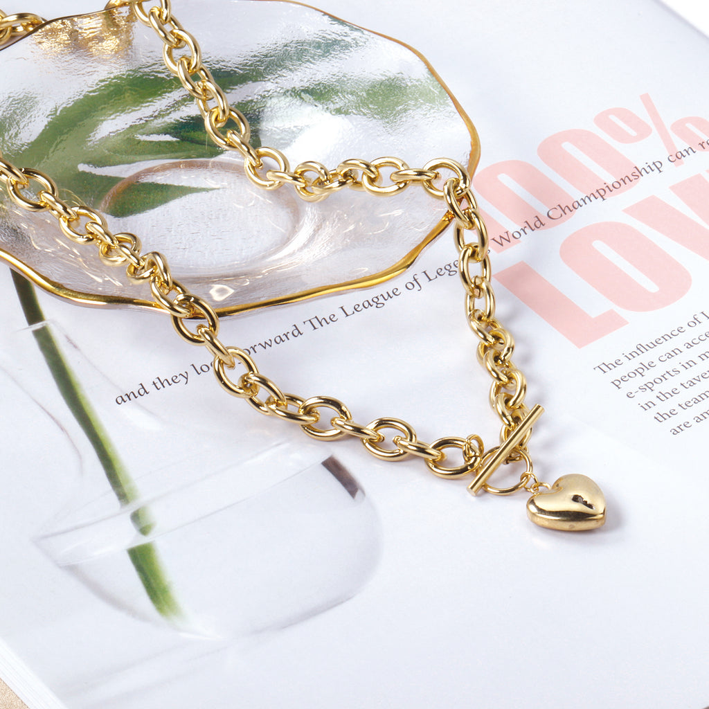ZANORA  - Heart Pendant Necklace