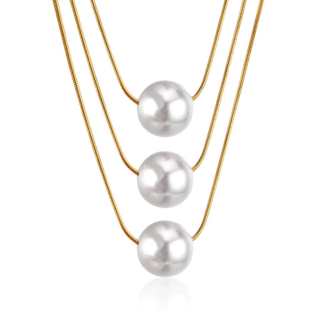 ZANORA  - Triple Layered Pearl Pendant Necklace