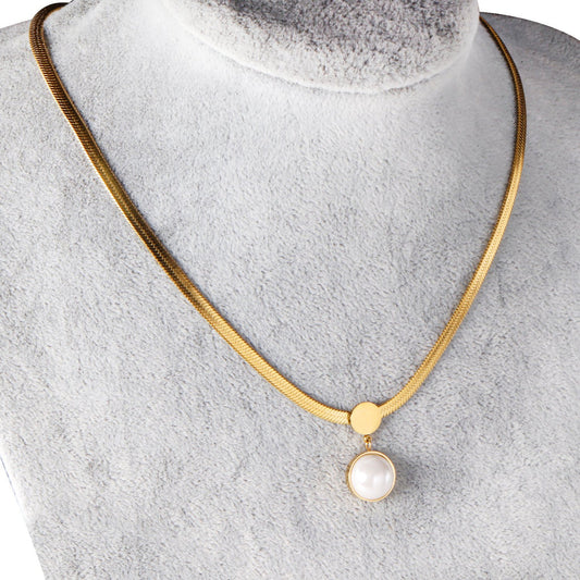 ZANORA  - White Pearl Flat Pendant Necklace