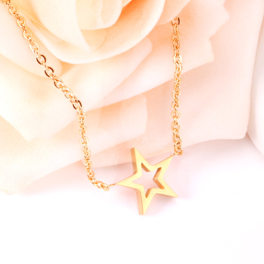 ZANORA- Star Bracelet