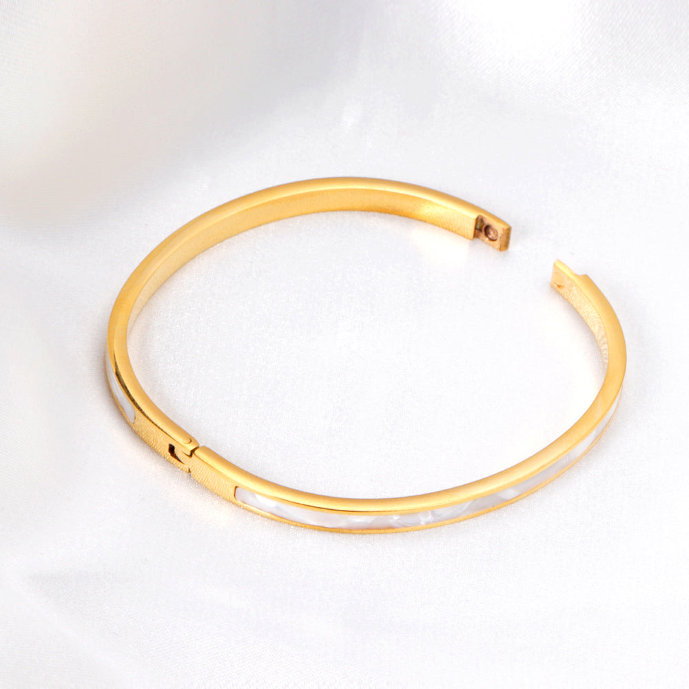 ZANORA - Gold & White Zirconia Bangle
