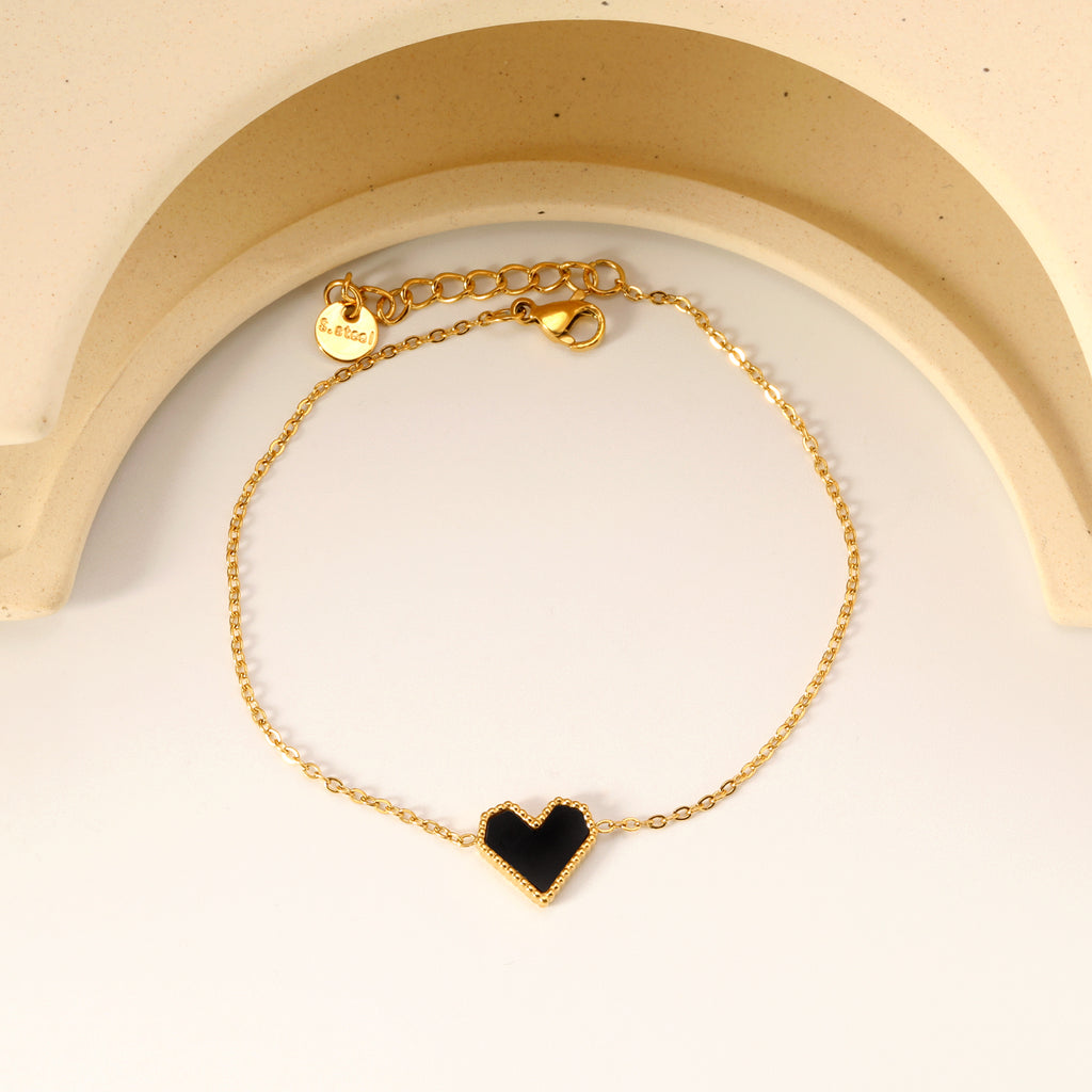 ZANORA  Black heart shape bracelet