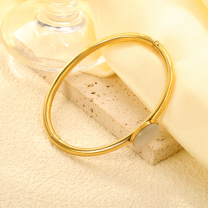 ZANORA - Oval White Cat's Eye Bangle