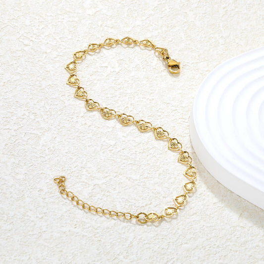 ZANORA - Heart Shaped Bracelet