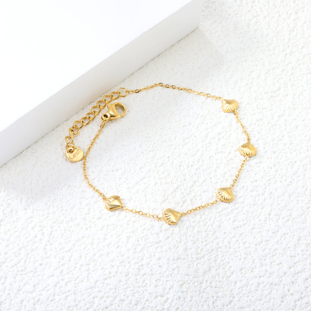 ZANORA- shell gold plated Bracelet