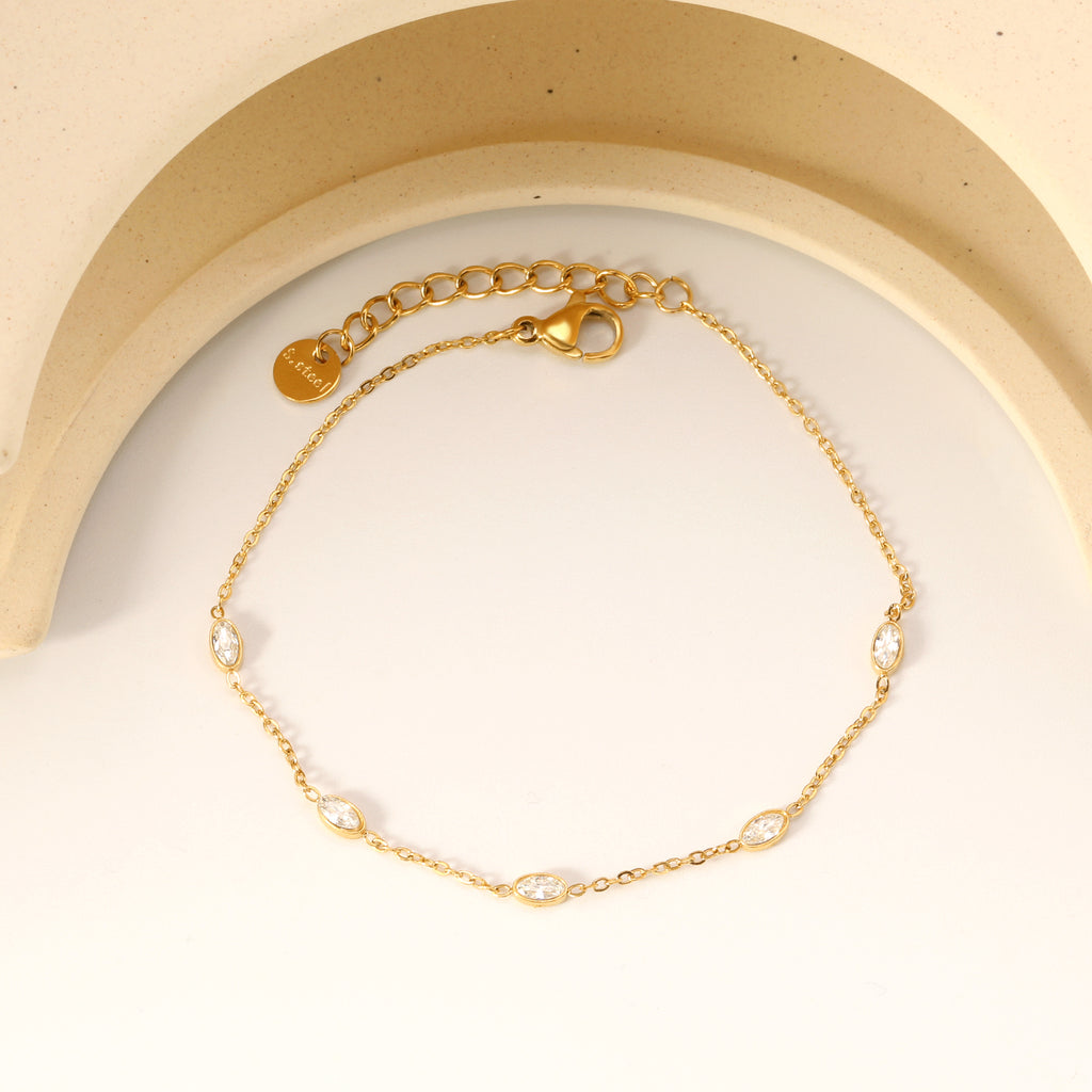 ZANORA - Oval White Zirconia Bracelet