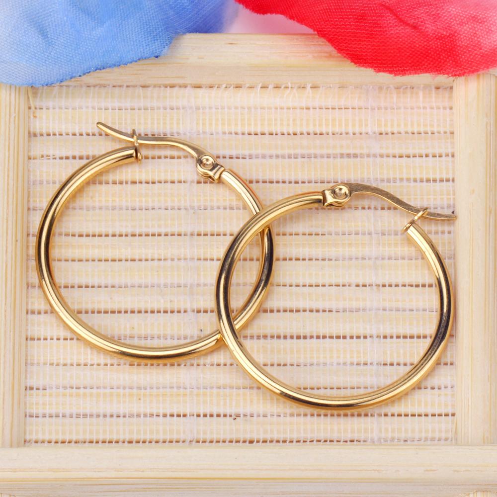 ZANORA - Circle Hoop Earring
