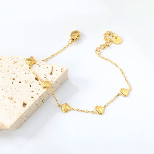ZANORA- shell gold plated Bracelet